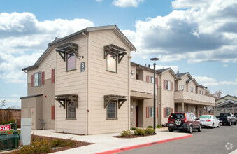 Kern Avenue Apartments photo'