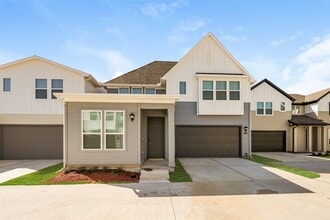 Building Photo - 22716 Terrazzo Dr