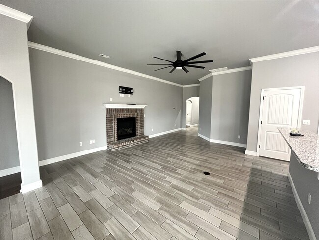 Building Photo - 3661 Ambrosia Ln