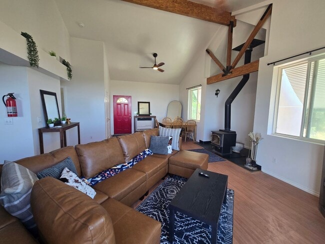 Building Photo - Peaceful Mountain Home in the Woods of Cuy...