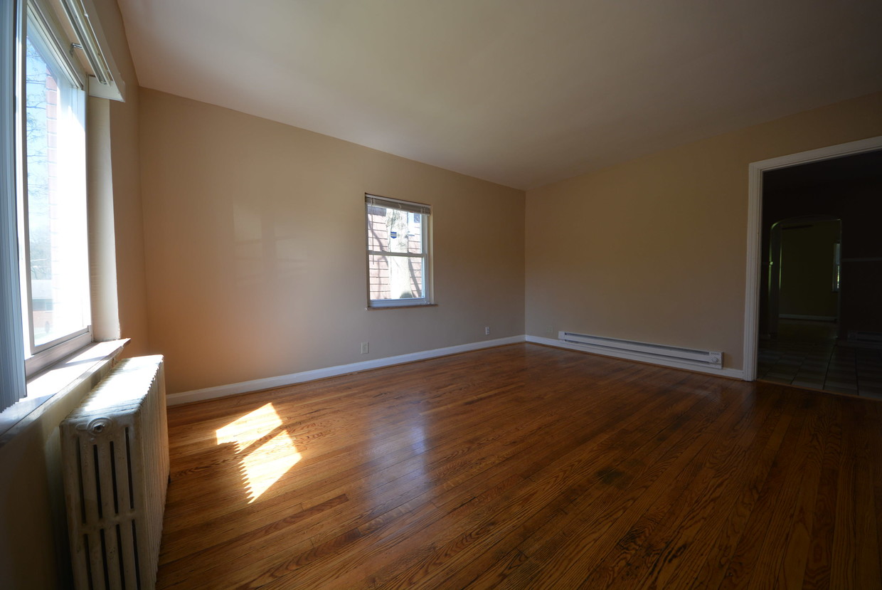 Foto principal - 4348 Kirby Ave