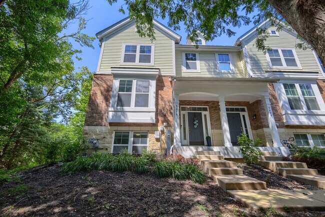 Building Photo - 5630 Cambridge Way