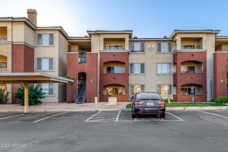 Building Photo - 5401 E Van Buren St