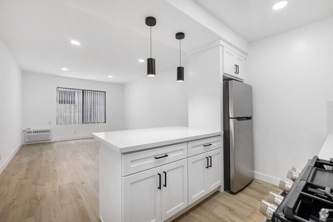 107 Kitchen - Mediterranean Apartments