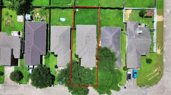 Building Photo - 24311 Hard Wood Dr