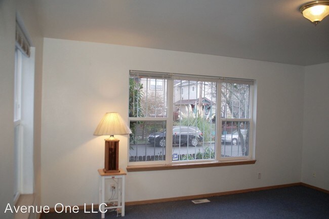 Building Photo - 1717 26th Ave