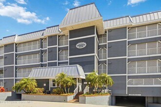 Building Photo - 905 N Harbor City Blvd
