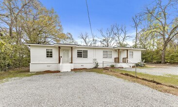 Building Photo - 1360 N Range St