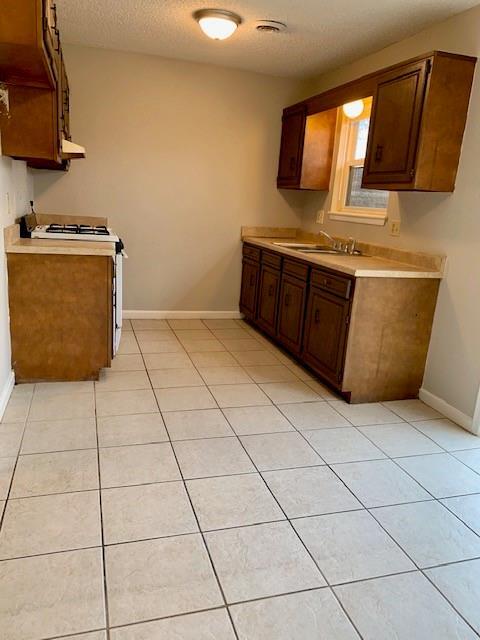 Foto del edificio - 1509 Rolling Oaks Dr