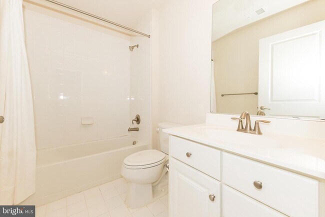 Foto del edificio - 5255 Stream Bank Ln