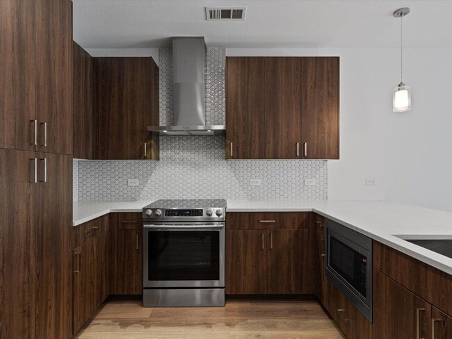 Kitchen - 2213 Poquito St