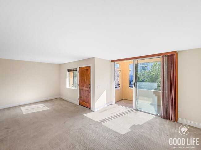 Foto del edificio - Amazing 2BD/2.5BA condo w/ washer/dryer & ...