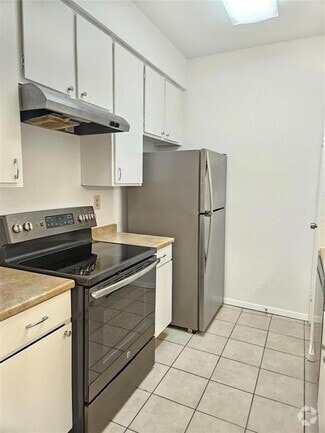Building Photo - 7950 N Stadium Dr