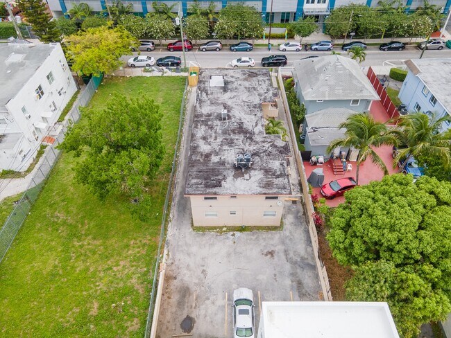 Aerial Photo - 752 NW 2nd St