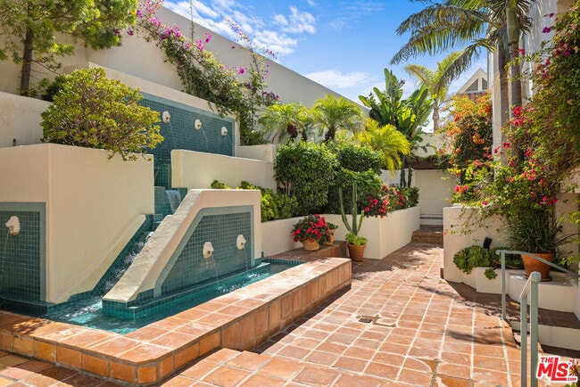 Foto del edificio - 15500 Sunset Blvd