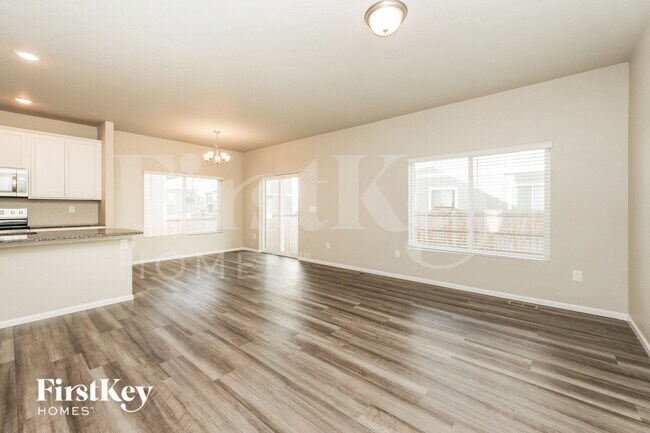 Building Photo - 11156 Murrelet Dr