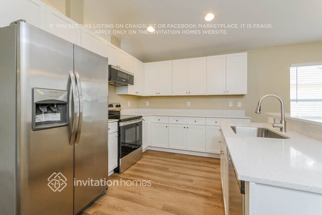 Building Photo - 15733 Bay Vista Dr