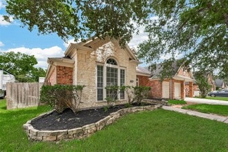 Building Photo - 706 Silver Creek Cir
