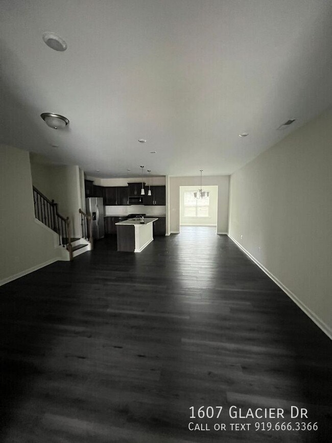 Building Photo - 1607 Glacier Dr