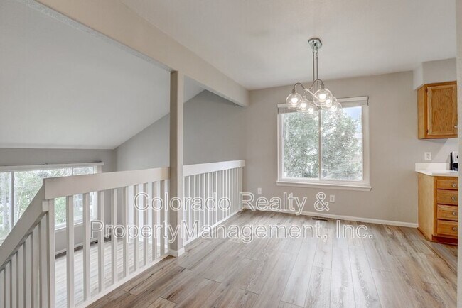 Building Photo - 472-474 North 21st Ave