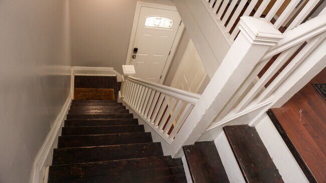 Foto del edificio - 6131 Jefferson St