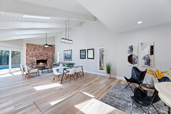 Foto del edificio - 1283 N Lucerne Ln