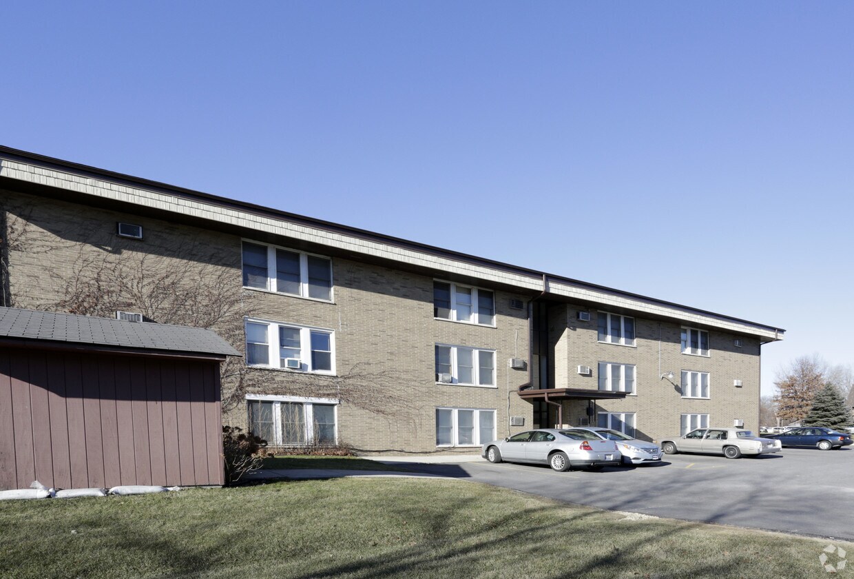 Building Photo - 645 Moraine Ter