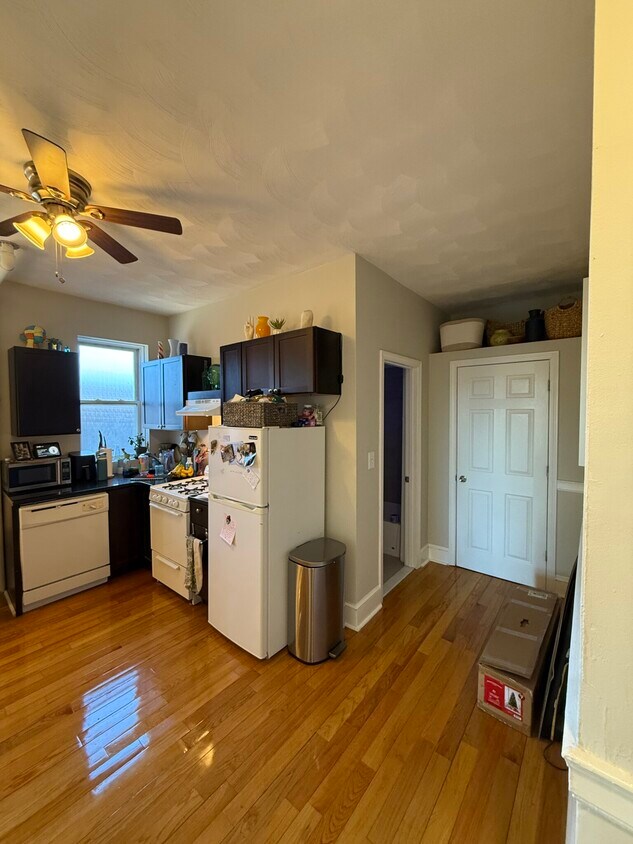 Foto principal - 59 Pleasant St