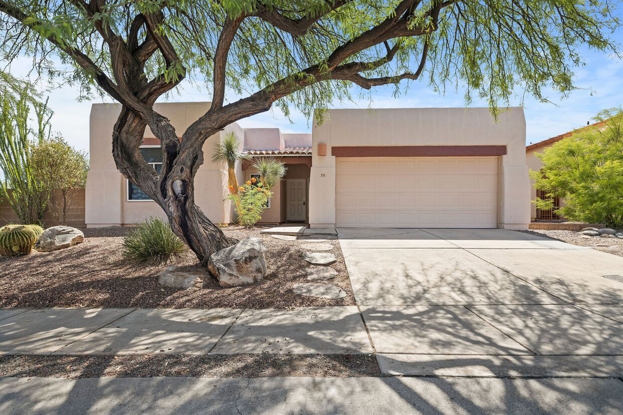 Primary Photo - Santa Fe Home in Silverado Hills with Pool!