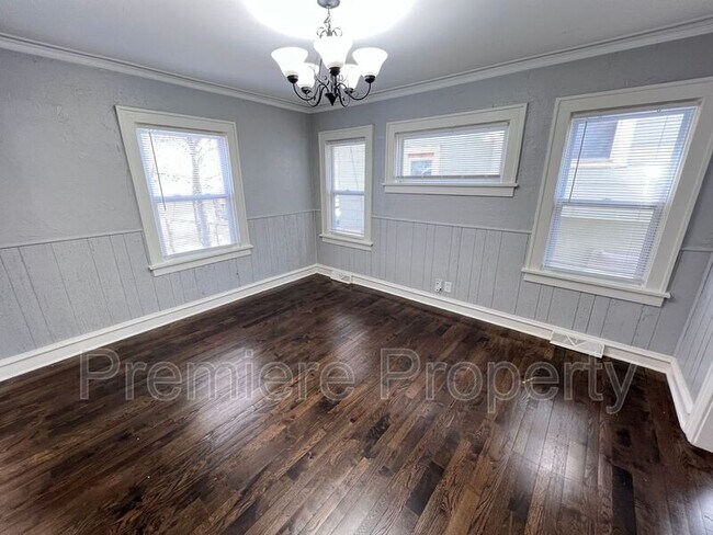Foto del edificio - 5617 Olive St
