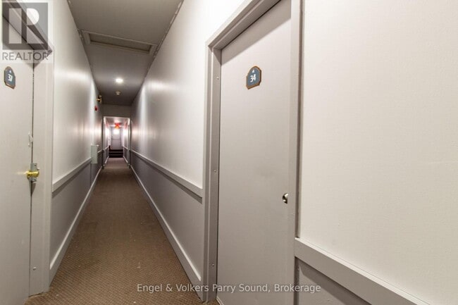 Building Photo - 100 Muskoka Rd N