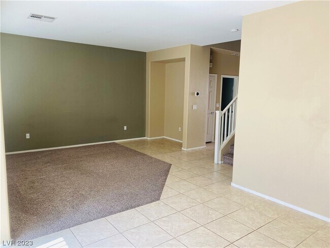 Foto del edificio - 6245 Blushing Willow St
