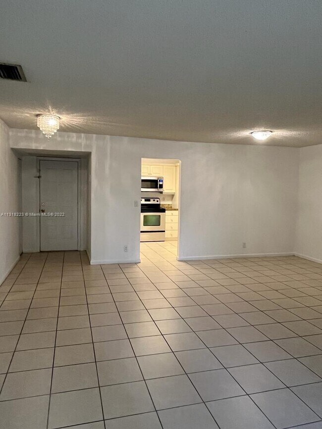 Foto del edificio - 2531 NW 49th Terrace