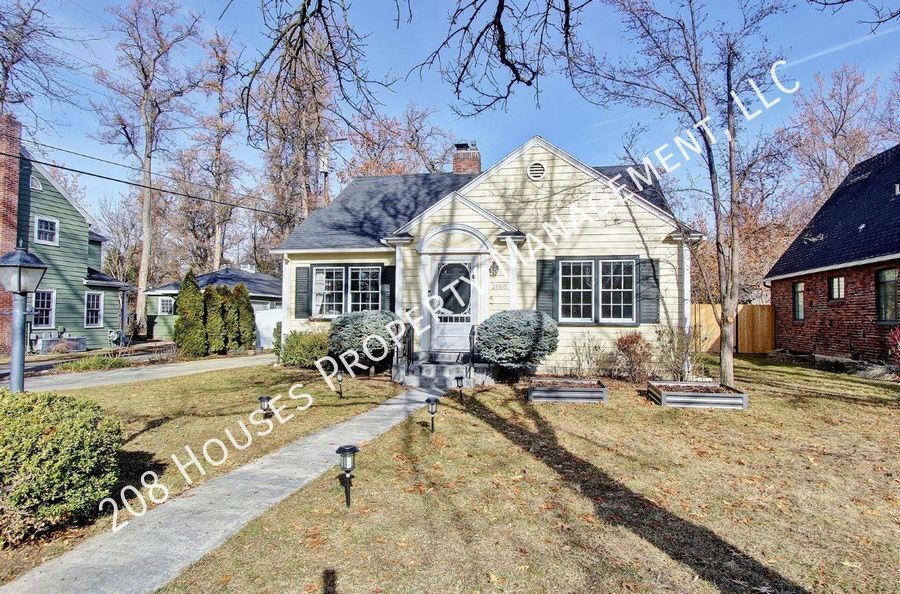 Fully Furnished Home in the North End House Rental in Boise, ID