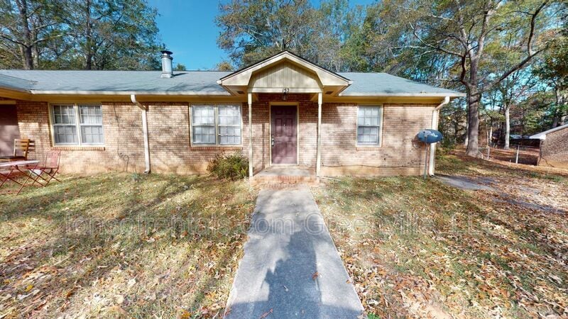 Primary Photo - 152 Hidden Hill Rd