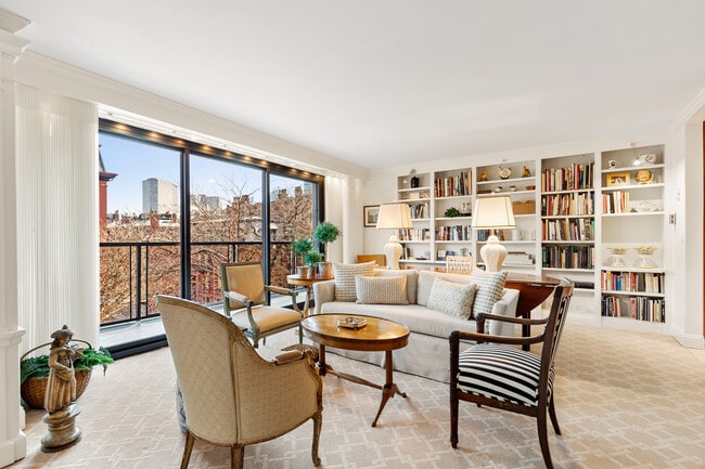 Photo - 180 Beacon St Apartment