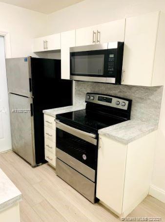 Foto del edificio - 738 NE 86th St