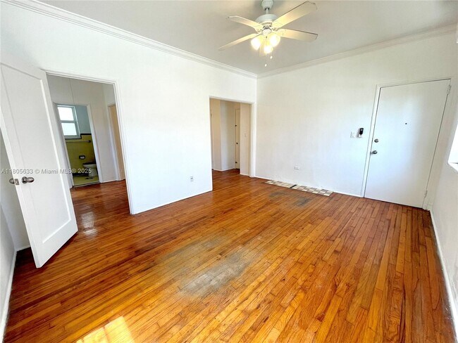 Foto del edificio - 1619 Meridian Ave