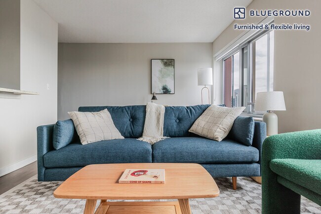 Foto del edificio - 121 W Chestnut St