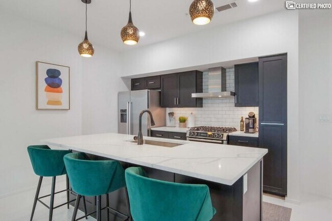 Foto del edificio - 1600 Barton Springs Rd