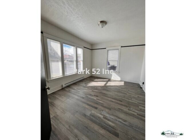 Building Photo - 5235 S Birmingham St