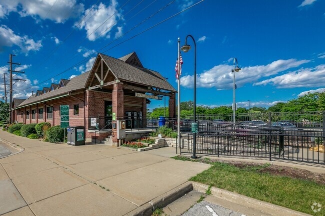 Building Photo - 1445 Shermer Rd