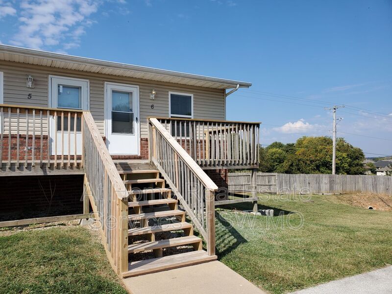 637 West St Unit 6, Nixa, MO 65714 Condo for Rent in Nixa, MO