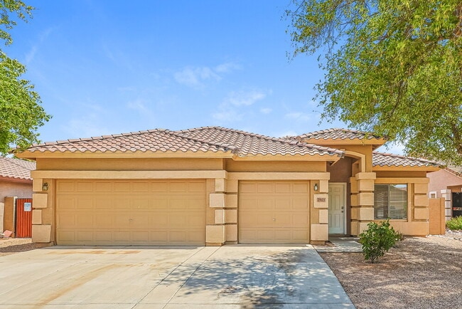 Building Photo - 2903 E Pinto Valley Rd