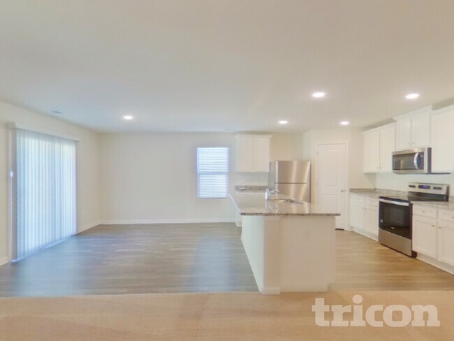 Building Photo - 4003 Reinfield Dr