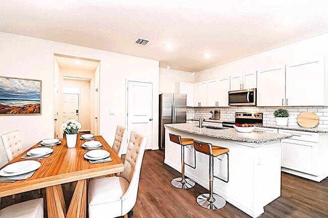 Building Photo - 11817 Mountain Retreat Ln