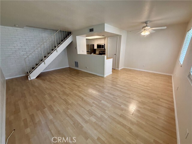 Foto del edificio - 3053 Knollwood Ave