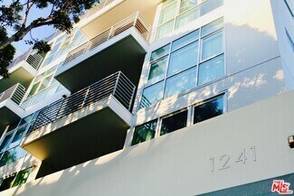 Building Photo - 1241 5th St
