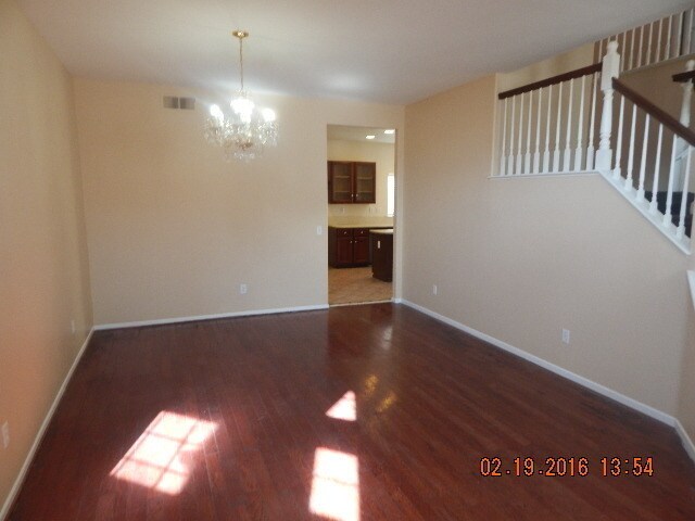 Foto del edificio - 3015 Briarhaven Ln