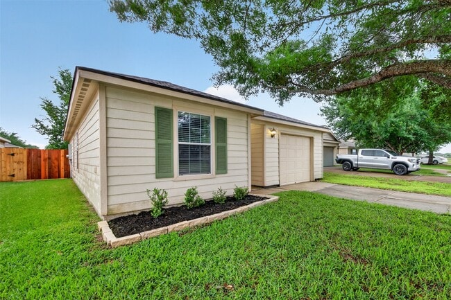 Foto del edificio - 4611 Snowdrop Ct